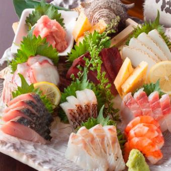 「原木火腿」、「生魚片7片」<<11道菜>> 5,000日圓豪華套餐+2小時無限暢飲