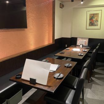 最大38名様まで貸切を承ります。飲み放題付き宴会コースも充実！人数、ご予算等お気軽にご相談ください！