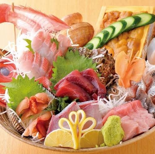 新鮮な魚料理をご堪能あれ
