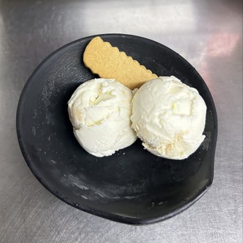 本日のブルーシールアイス