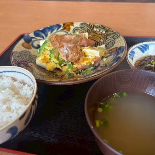 ゴーヤーチャンプルー定食