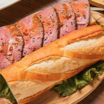 로스트 비프 서브 마린 샌드 Roast Beef Sub Sandwich