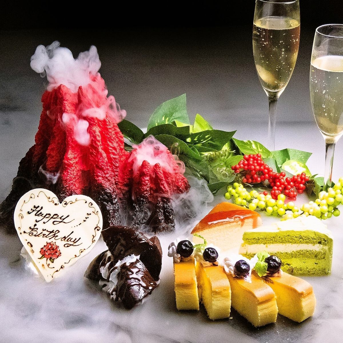 クリスマスにはドライアイス演出の火山プレートでサプライズ♪
