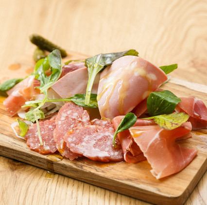 Directly from Italy! Assorted raw ham and salami