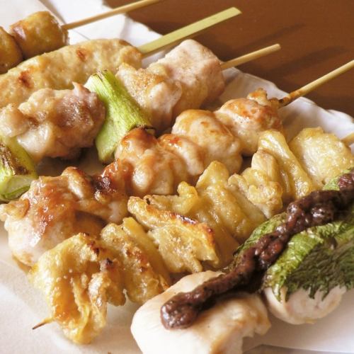 丁寧に焼きあげる焼鳥