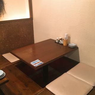宴会に最適なコースをご用意。当店は料理と種類豊富なドリンクがリーズナブルにお楽しみいただけます。どのコースも飲み放題付なので、大いに飲んで、食べて盛り上がってください！アクセス抜群の当店は職場の飲み会や合コン、打ち上げなど宴会時の集合に嬉しい好立地です