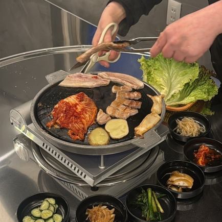 ダントツお得な【韓国焼肉の筆頭! サムギョプサルコース】4,400円(税込)2名様~