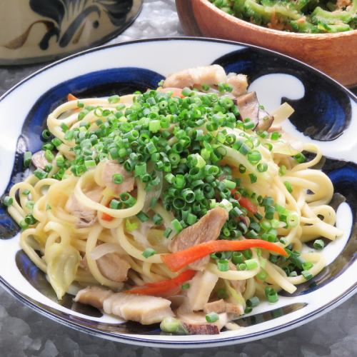 Okinawa fried noodles