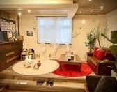 お子さん連れに優しいソファー席やおむつ替え台もご用意！