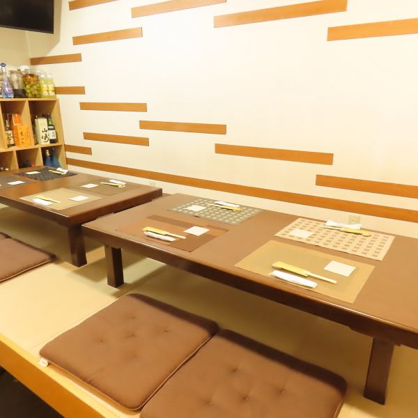 【宴会・貸切に!完全個室の座敷席でお寛ぎください♪】お店の奥には、宴会・歓送迎会・打ち上げなどにピッタリの完全個室座敷席がございます。最大10名様までご利用いただけます。まったりとくつろぎながら過ごせる空間を提供しており、居心地の良さが自慢です♪お気軽にお電話かリクエスト予約にてお問い合わせください!