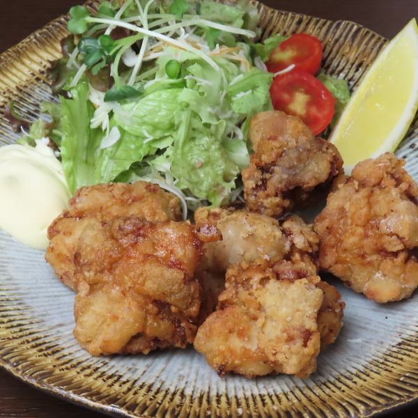 大人気メニューの【唐揚げ】をご賞味ください!