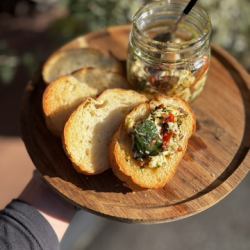 玛格丽特腌制马苏里拉奶酪