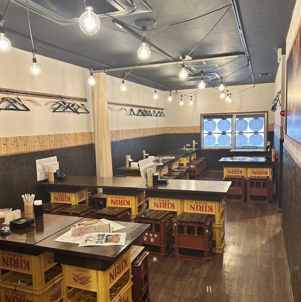 【 1、2階毎の貸切もOK♪ 】 当店は1階と2階合わせて60名様着席可。また、フロアごとの貸切も承ります。各フロア、16名様~承ります。サプライズや装花、BGMなど承ります。あなたの希望する演出を是非聞かせてください!可能な限りお手伝いいたします☆