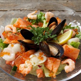 럭셔리 해산물 샐러드 Luxury Seafood Salad