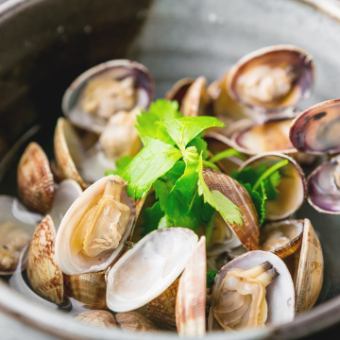 Sake Steamed Clam