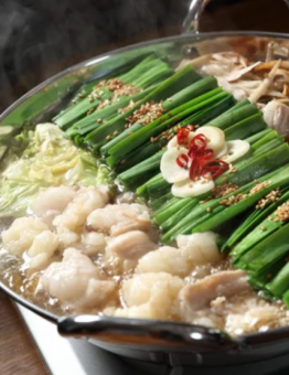 1月〜含最多3小時無限暢飲|「Tatsu no Toki套餐」5,000日圓⇒包括自選內臟火鍋和生魚片拼盤在內的8道菜品4,000日元