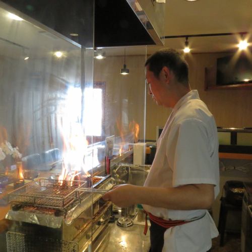 職人技が光る本格炭火焼き