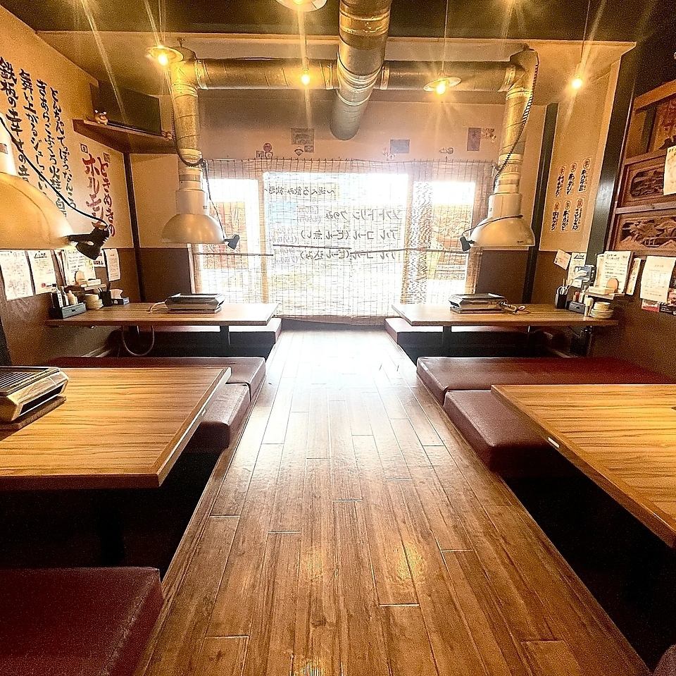 掘りごたつの席でごゆっくりお寛ぎ下さい♪