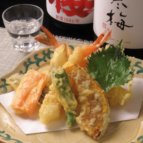 アラカルト料理(それぞれお酒に合う多彩な一品料理をご用意してます!)