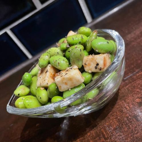 枝豆クリチのおかか和え