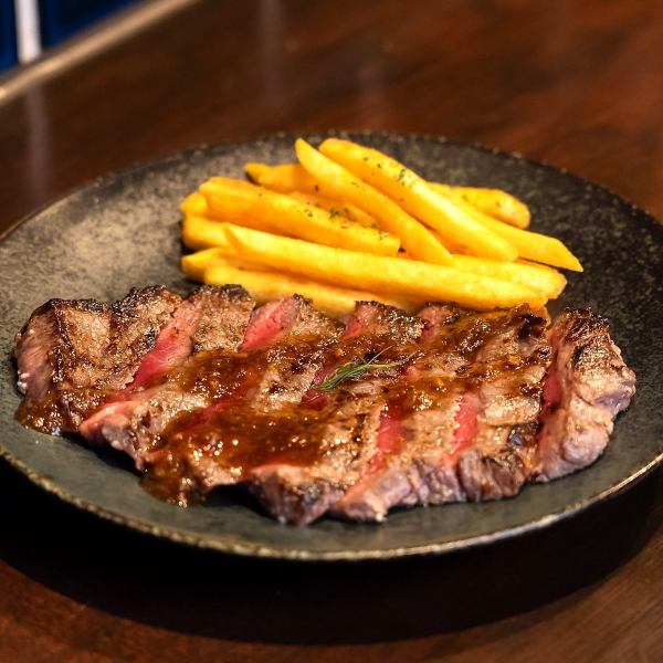 【赤ワインにぴったり】やわらか牛赤身ステーキ