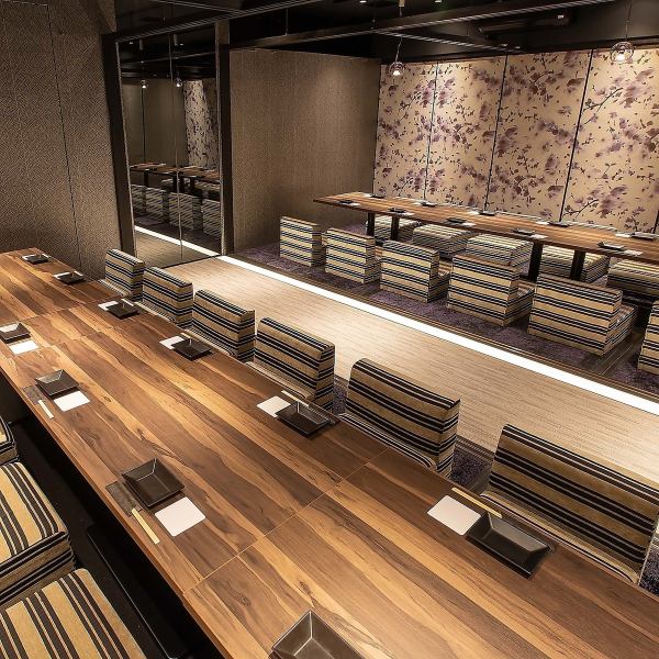 【個室完備】 ご宴会は『楽蔵‐RAKUZO‐ 柏店』にお任せください！大人数様向けの大型個室では、ゆったりとした楽しいひと時をお過ごしいただけます。中小規模のお食事にピッタリの個室もご用意しているので、ご家族でのご利用や仲間内の飲み会にも。