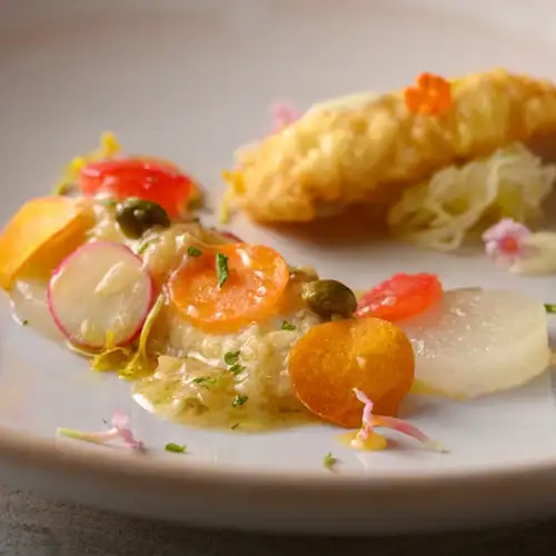 Our full course meal featuring seasonal ingredients