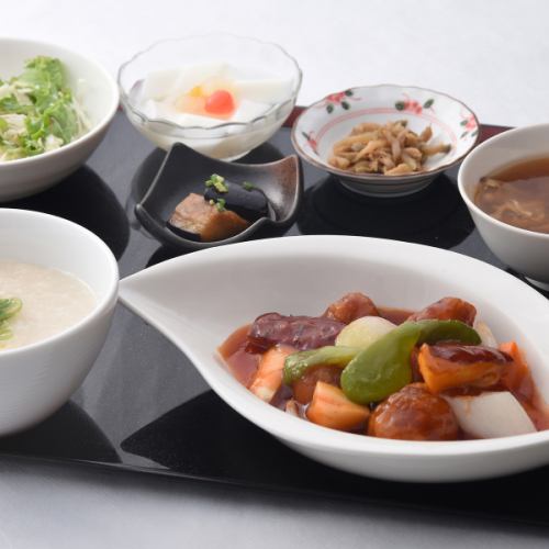 【土日祝限定】季節のランチ『杏』