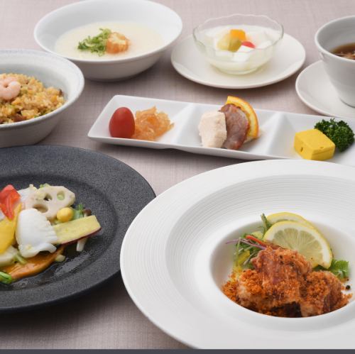 Monthly changing lunch course