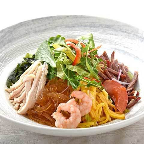 《夏季限定》彩り特製冷麺