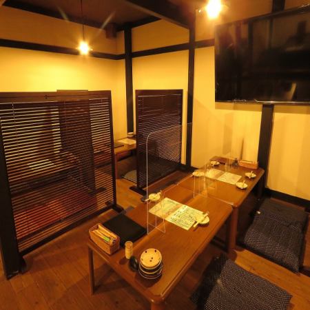 4名様、6名様用の座敷席あり。団体様のご宴会もご対応いたします。ご予約お問合せはお早めに！ 