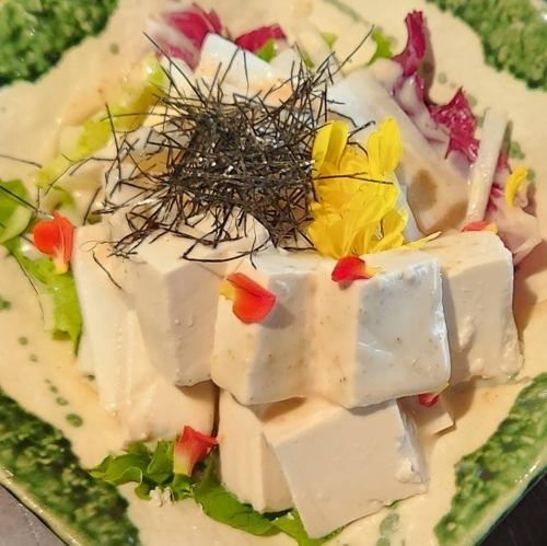 豆腐サラダ