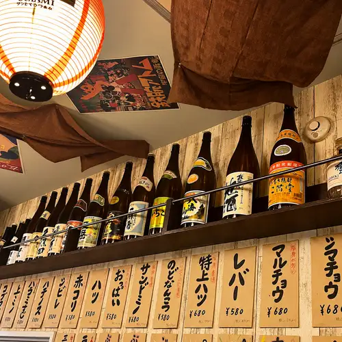 精心挑选的烧酒和清酒,与烤肉完美搭配!
