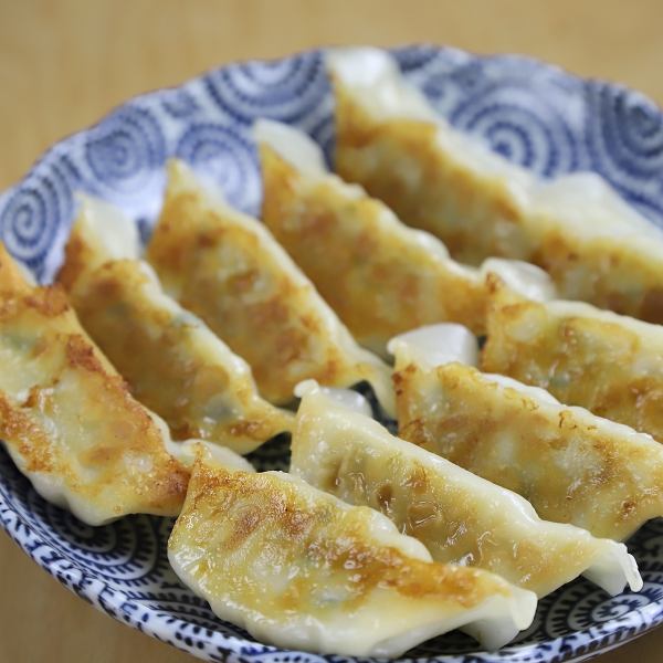 Grilled gyoza with homemade gyoza sauce