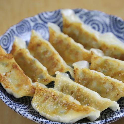 Grilled gyoza with homemade gyoza sauce