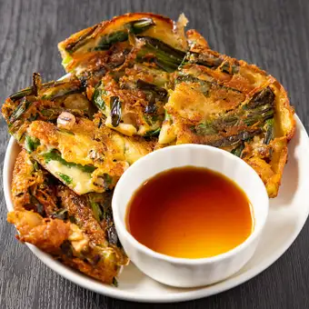 Chive and seafood pancake