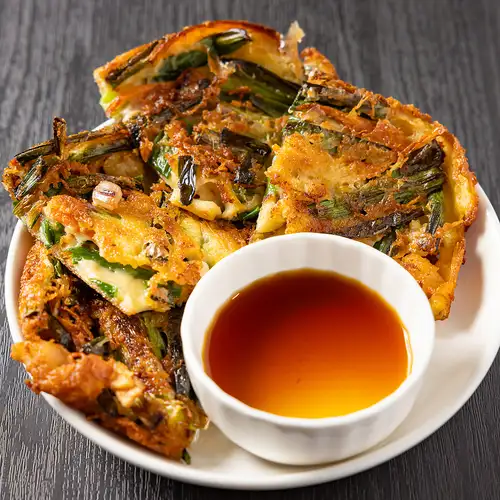 Chive and seafood pancake