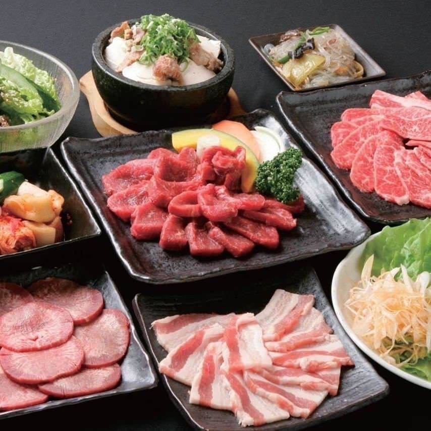 厳選国産牛の特製焼肉コースあり♪みんなで楽しむならココ！