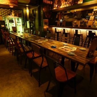 テーブルを繋げて18名様も◎