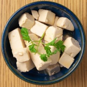 クリームチーズ出汁醤油漬け