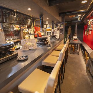 1人焼肉ができるカウンターもございます！デートにもおすすめ◎女性の一人焼肉も大歓迎です☆