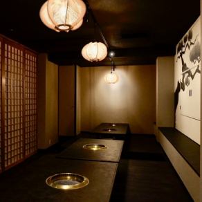 1 semi-private room (accommodates up to 6 people) 1 fully private room (accommodates up to 6 people)