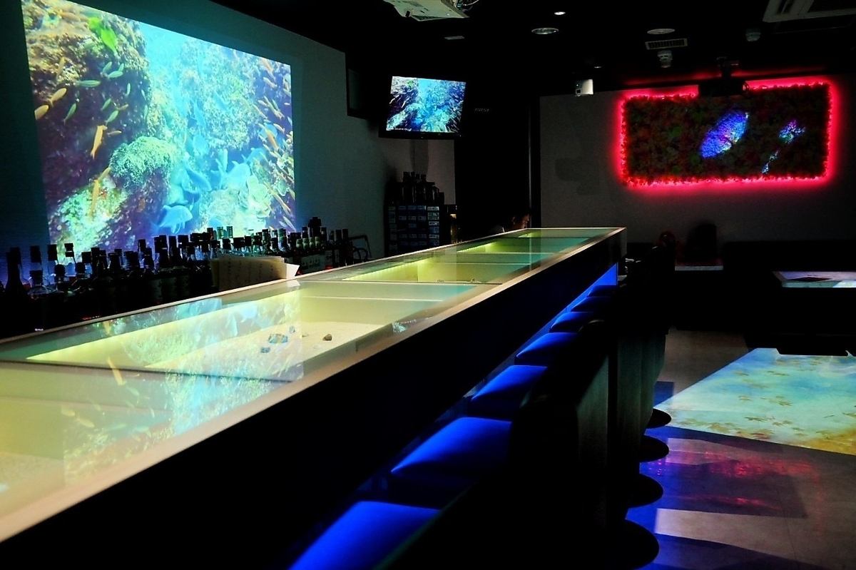 マッピングが楽しめる雰囲気◎なバー！日本酒、ワイン、ウイスキー充実！飲み比べ！