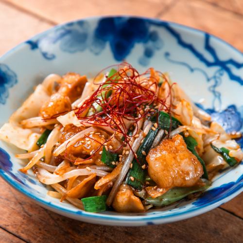 ホルモンチゲ炒め