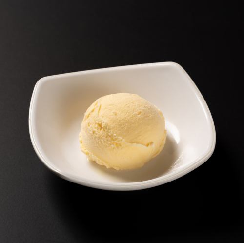 Vanilla ice cream (1 serving)