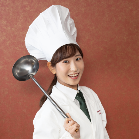 広島四川飯店 は、広島・紙屋町のビル2階にある本格四川料理店!店内はカジュアルながら落ち着いた空間で、ランチからディナーまで幅広いシーンで利用できます!席はカウンター・テーブル席を中心に約50席あり、用途に合わせて個室(6~24名まで対応)や最大65名までの貸切も可能です♪