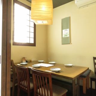 6名様でご利用いただける個室を1席ご用意しております。