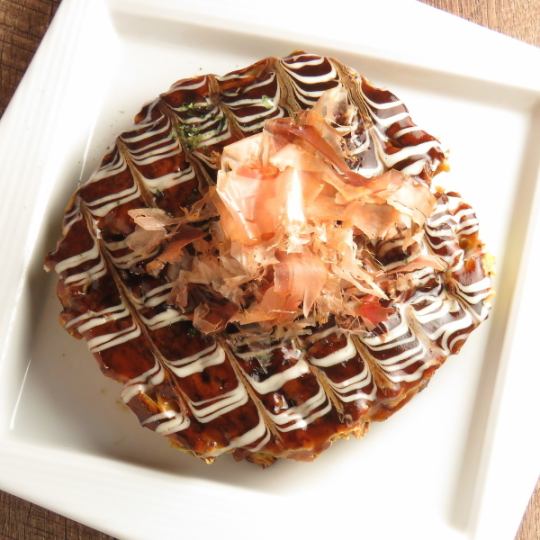 [Rarity in Maruyama!] Plenty of cabbage♪ Okonomiyaki 935 yen (tax included)