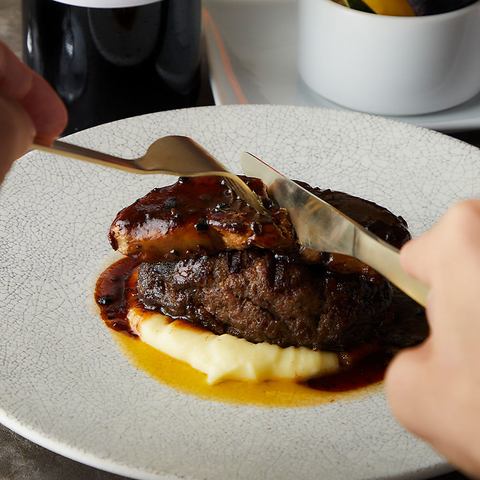 俺のステーキでも堪能できる！俺の名物【ロッシーニ】!!