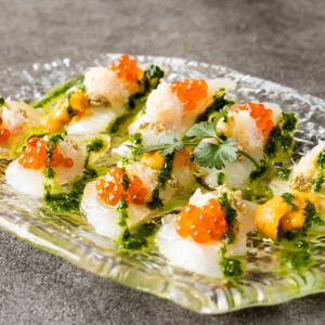 真鯛のカルパッチョ～うに・いくら・ズワイガニ添え～